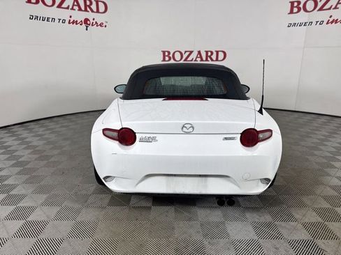 Used 2016 MAZDA MX-5 Miata Sport image 7
