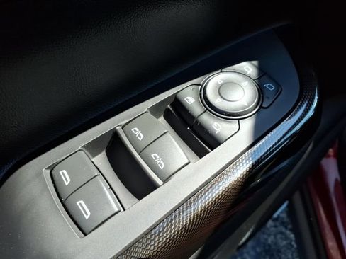 Used 2023 GMC Acadia AT4 w/ Technology Package AWD/4WD image 18