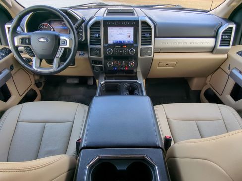 Certified 2020 Ford F450 Lariat w/ Lariat Ultimate Package image 13