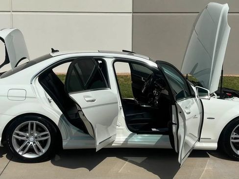 Used 2012 Mercedes-Benz C 250 Sedan image 12