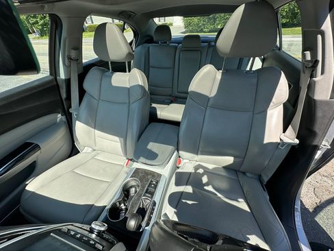 Used 2018 Acura TLX w/ Technology Package FWD image 14