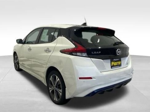 Used 2022 Nissan Leaf SV Plus image 2