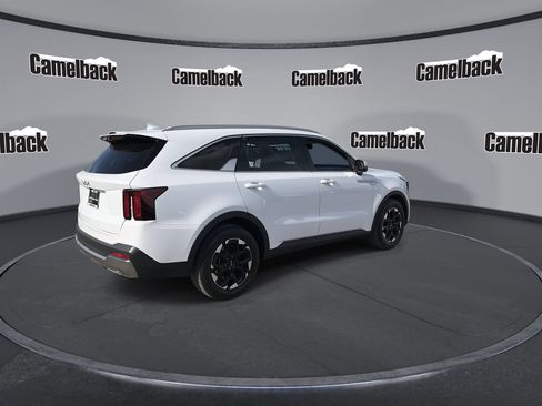 Certified 2024 Kia Sorento S w/ Panoramic Sunroof Package FWD image 7