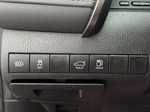 Used 2022 Toyota Camry SE FWD image 21