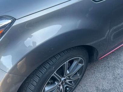 Used 2018 Kia Soul ! w/ Tech Package