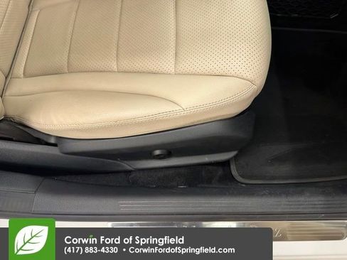 Used 2018 Mercedes-Benz C 300 Sedan image 10