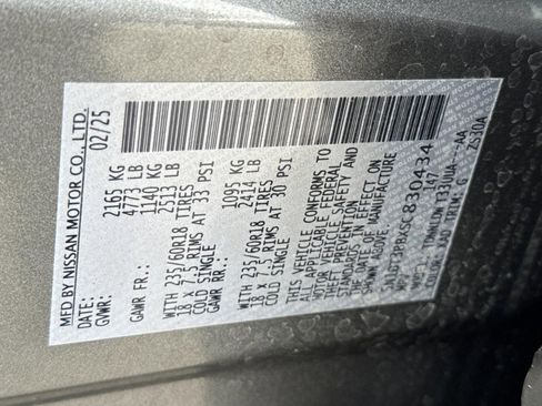 Used 2025 Nissan Rogue SV AWD/4WD image 20