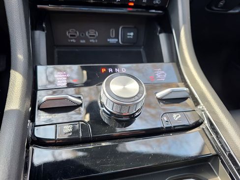 Used 2022 Jeep Grand Cherokee Summit w/ Advanced Protech Group IV image 34