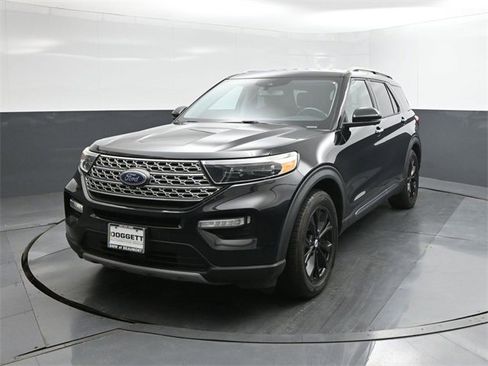 Used 2021 Ford Explorer Limited w/ Equipment Group 301A image 30