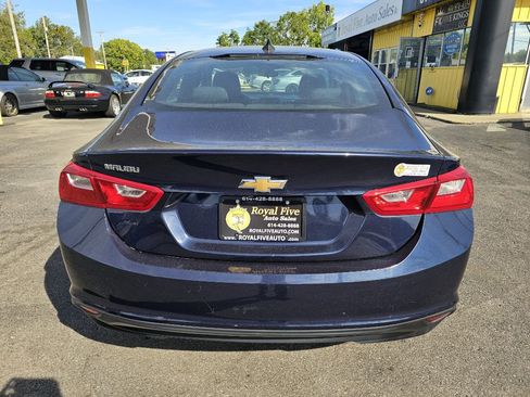 Used 2018 Chevrolet Malibu LS image 11