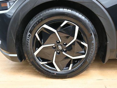 Used 2024 Hyundai Ioniq 5 SE RWD image 8