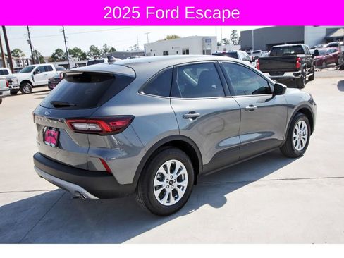 Used 2025 Ford Escape Active image 7