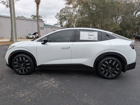 New 2026 Nissan Leaf Platinum+ image 7