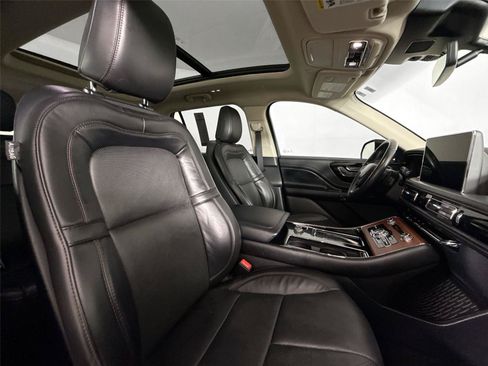 Used 2022 Lincoln Aviator Reserve AWD/4WD image 45