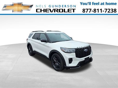 Used 2025 Ford Explorer ST AWD/4WD image 1