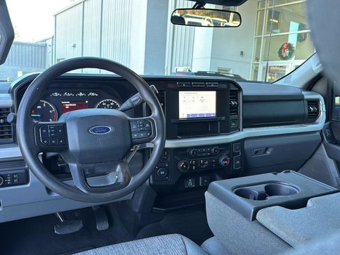 Used 2024 Ford F250 XLT image 16