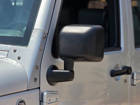 Used 2010 Jeep Wrangler Unlimited Sport AWD/4WD image 6