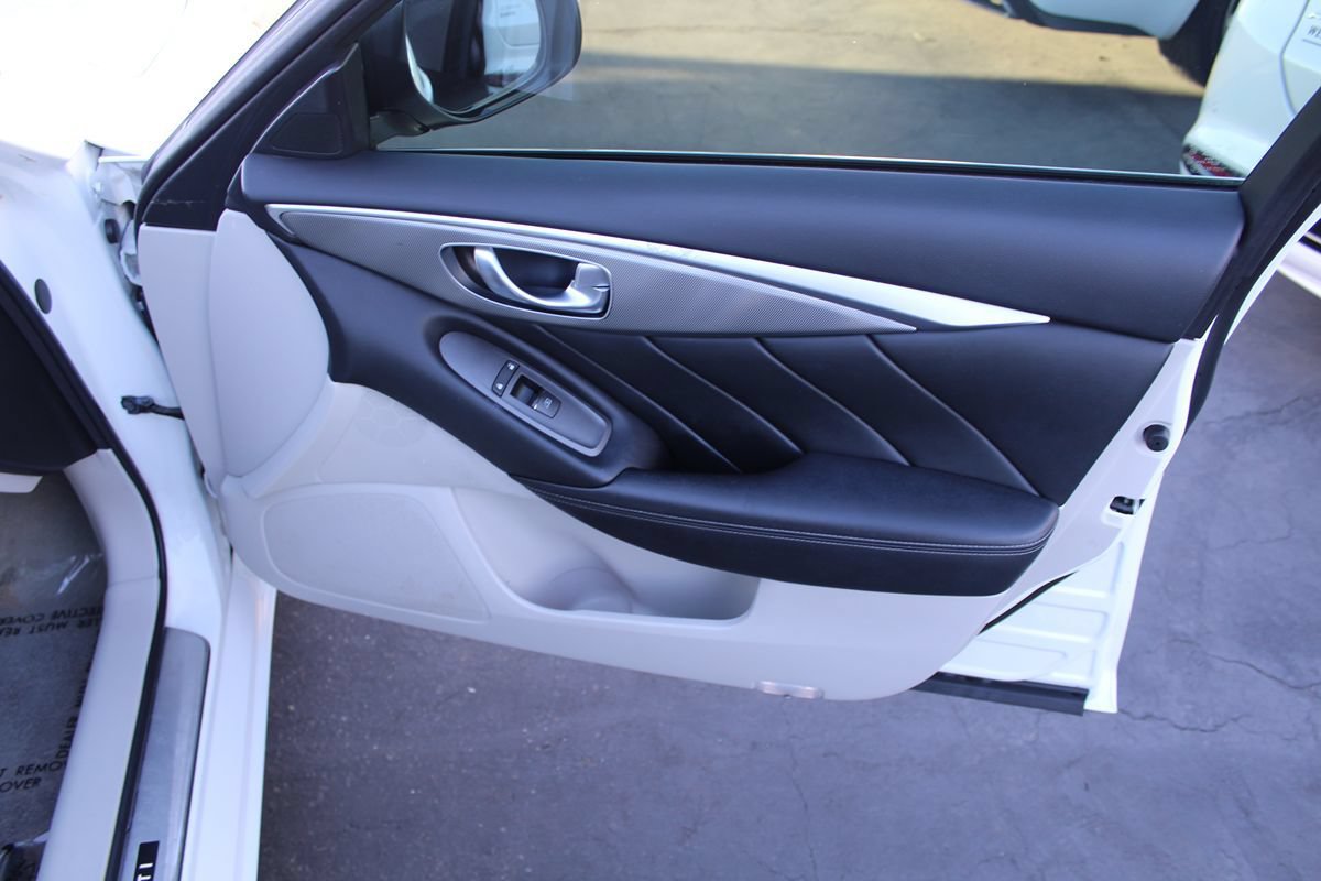 Used 2015 INFINITI Q50 Premium w/ Navigation Package RWD image 22