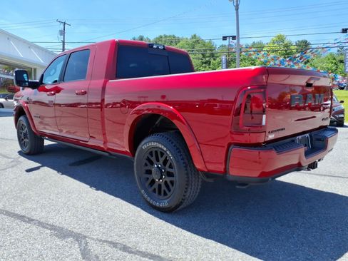 Used 2026 RAM 2500 Limited AWD/4WD image 4