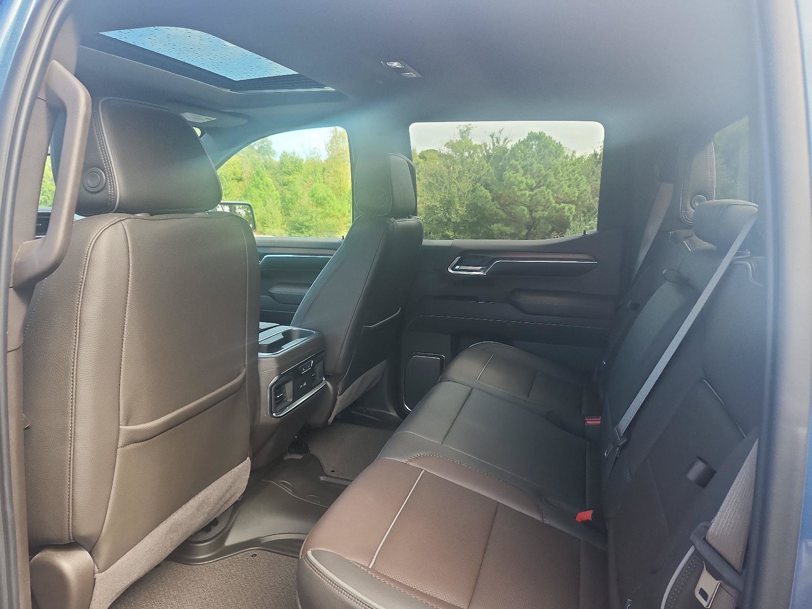 Used 2024 GMC Sierra 1500 Denali w/ Denali Reserve Package AWD/4WD image 12