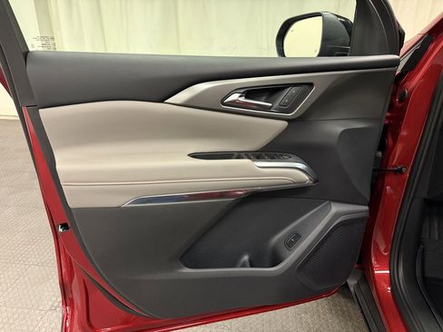 New 2026 Chevrolet Traverse LT w/ Midnight/Sport Edition image 26