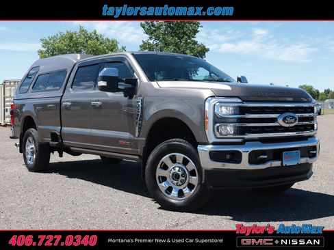 Used 2023 Ford F350 King Ranch AWD/4WD image 2