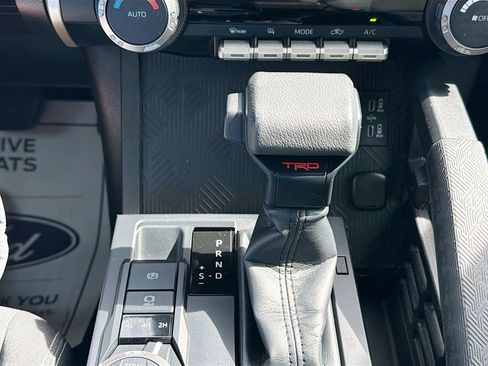 Used 2024 Toyota Tacoma TRD Off-Road AWD/4WD image 18