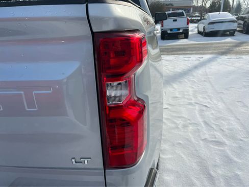 Used 2019 Chevrolet Silverado 1500 LT w/ All-Star Edition image 11