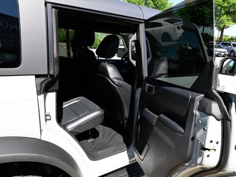 Used 2021 Ford Bronco First Edition AWD/4WD image 38
