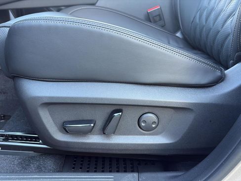 New 2026 Nissan Rogue Platinum image 16