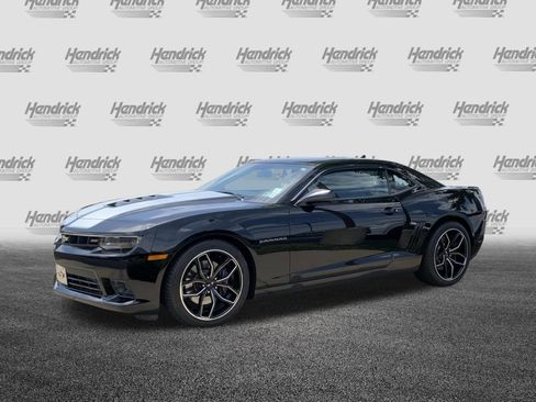 Used 2015 Chevrolet Camaro SS w/ RS Package RWD image 3