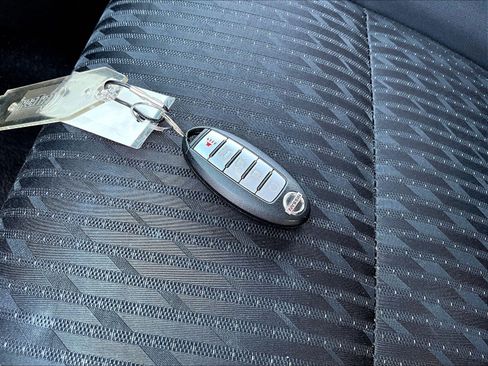 Used 2018 Nissan Altima 2.5 SV FWD image 33
