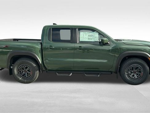 New 2026 Nissan Frontier Pro-X w/ Pro-X Convenience Package RWD image 9