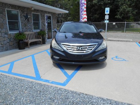 Used 2011 Hyundai Sonata Limited FWD image 16