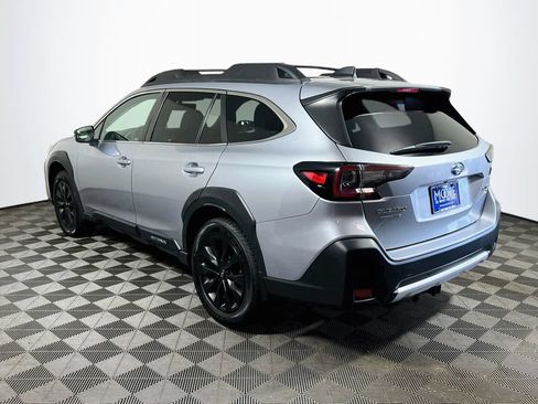 Used 2023 Subaru Outback Limited XT AWD/4WD image 5