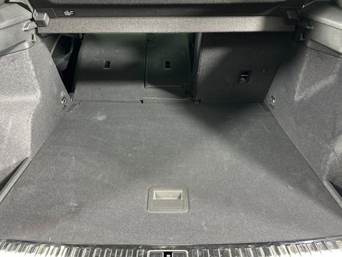 Used 2025 Audi Q3 2.0T Premium image 14