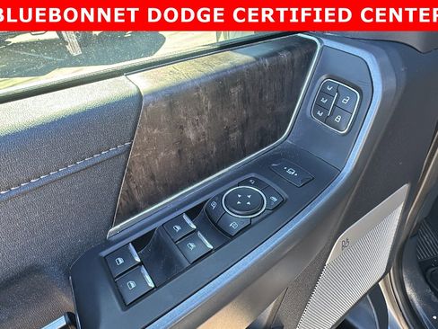 Used 2023 Ford F250 Lariat w/ Sport Appearance Package image 12