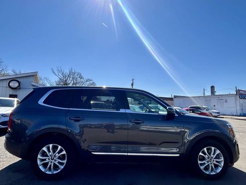 Used 2020 Kia Telluride LX FWD image 6