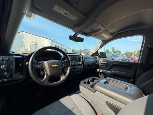 Used 2018 Chevrolet Silverado 1500 LT w/ All Star Edition AWD/4WD image 17