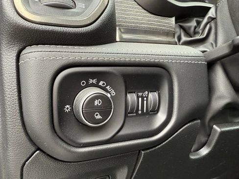 Used 2024 RAM 1500 Limited image 16