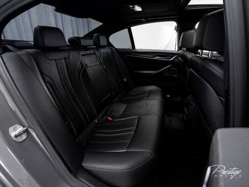 Used 2021 BMW M550i xDrive w/ Premium Package AWD/4WD image 48