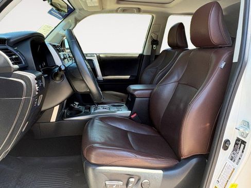 Used 2018 Toyota 4Runner Limited AWD/4WD image 6