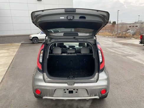 Used 2019 Kia Soul + w/ Primo Package image 16
