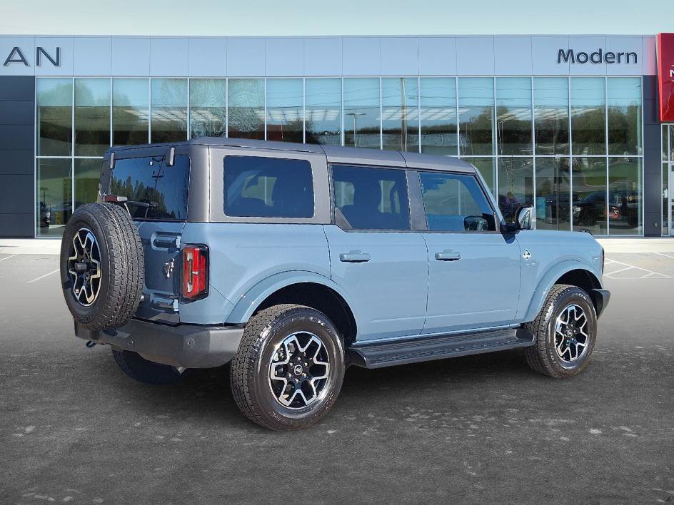 Used 2025 Ford Bronco Outer Banks AWD/4WD image 5