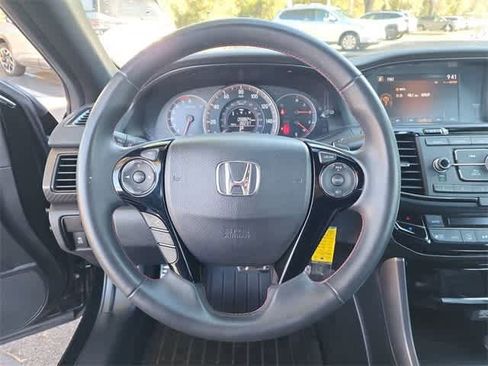 Used 2017 Honda Accord Sport Special Edition image 20