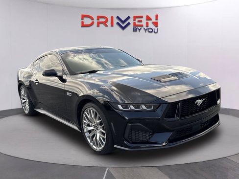 Used 2024 Ford Mustang GT Premium RWD image 1