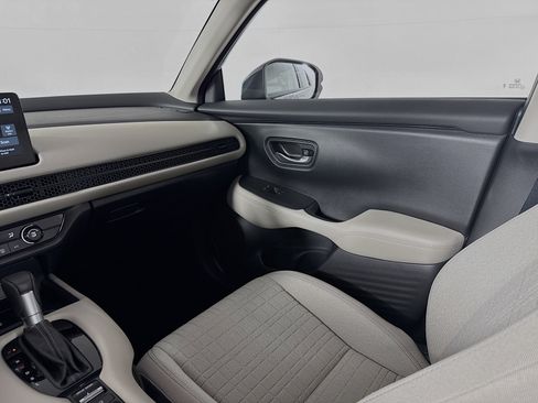 Certified 2026 Honda HR-V LX image 26