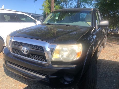 Used 2011 Toyota Tacoma 4x4 Access Cab w/ SR5 Pkg #2 image 4