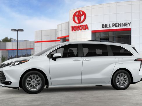 New 2026 Toyota Sienna XLE FWD image 3