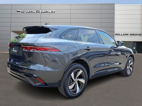 Certified 2025 Jaguar F-PACE R-Dynamic S image 2